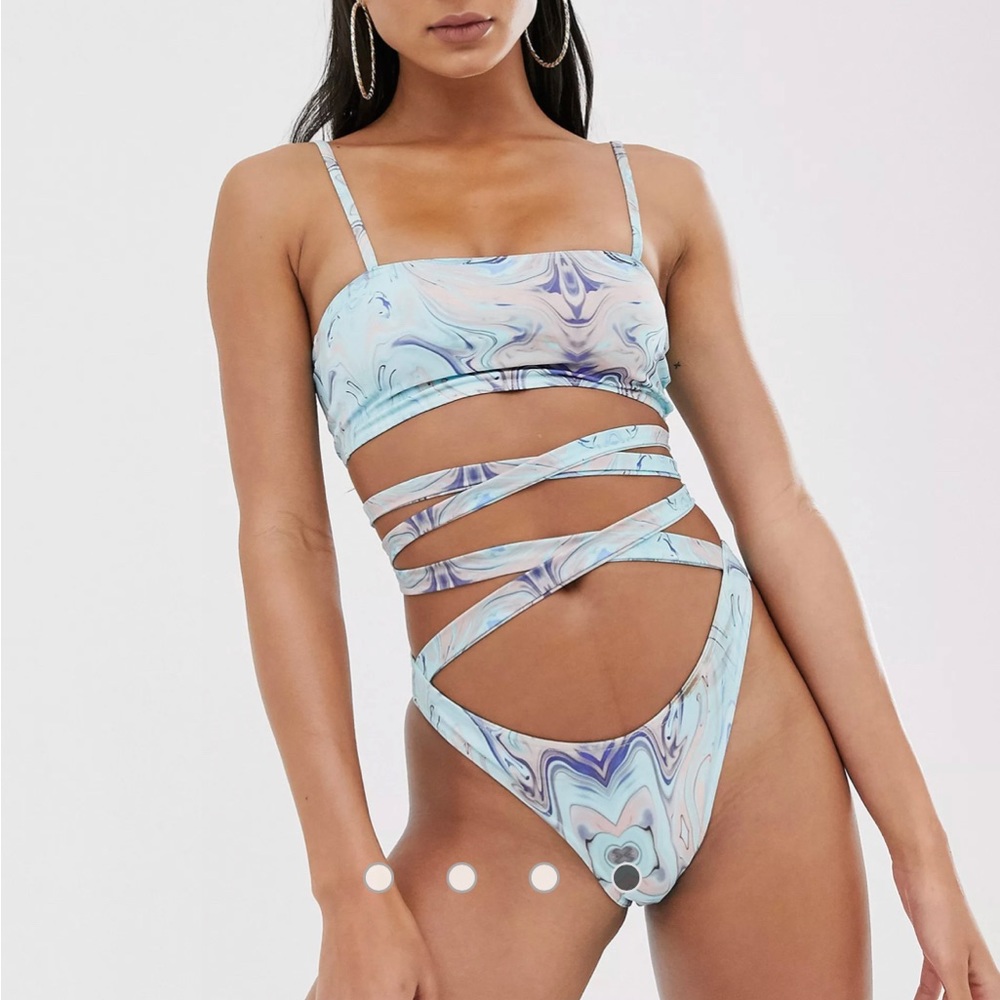 SOLD Missguided bikini top and bottom set in swirl